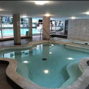 Apartamento Maravilhoso,condominio Com Piscina Aquecida Coberta E 2 Externas., Bombinhas